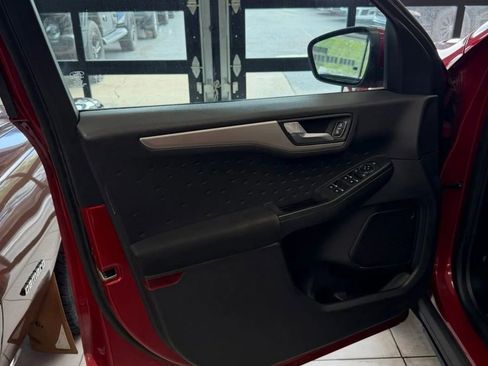 Used 2020 Ford Escape SE AWD/4WD image 15