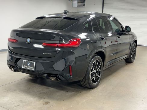 Certified 2025 BMW X4 xDrive30i w/ Premium Package image 8