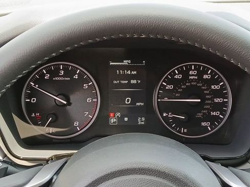 Used 2025 Subaru Outback Premium image 7