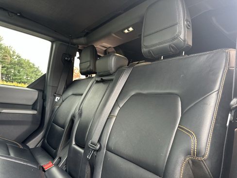 Used 2022 Ford Bronco Badlands image 23