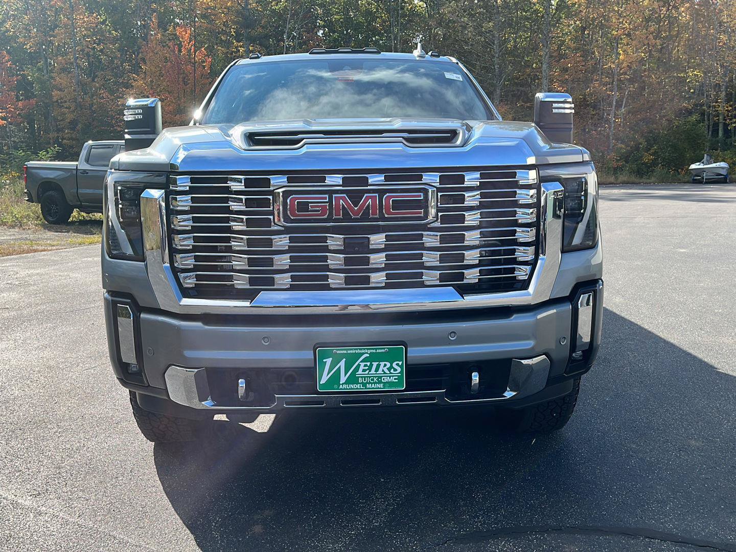 Used 2024 GMC Sierra 2500 Denali w/ Denali Reserve Package AWD/4WD image 8