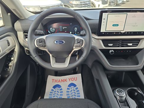 New 2026 Ford Explorer Active image 9