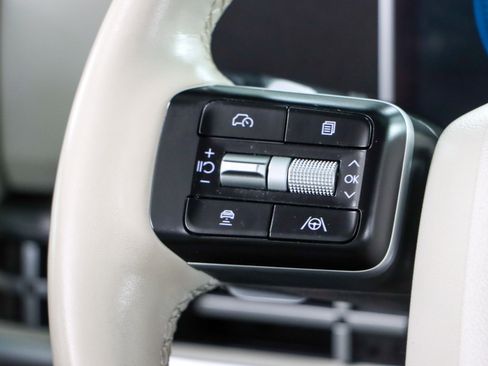 Used 2024 Hyundai Santa Fe SEL FWD image 13