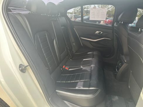 Used 2019 BMW 330i xDrive Sedan AWD/4WD image 12