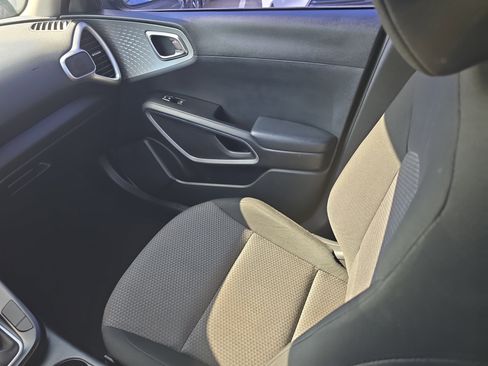 Certified 2020 Kia Soul X-Line FWD image 15