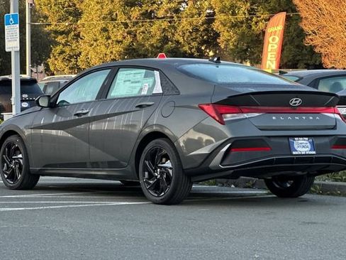 New 2026 Hyundai Elantra Sport FWD image 6