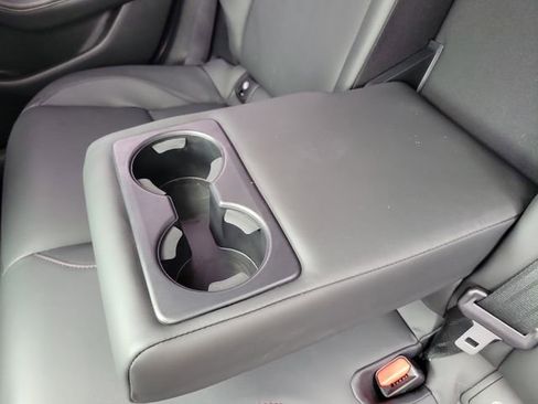 Used 2024 MAZDA MAZDA3 s FWD image 25