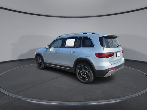 Used 2026 Mercedes-Benz GLB 250 GLB 250 image 6