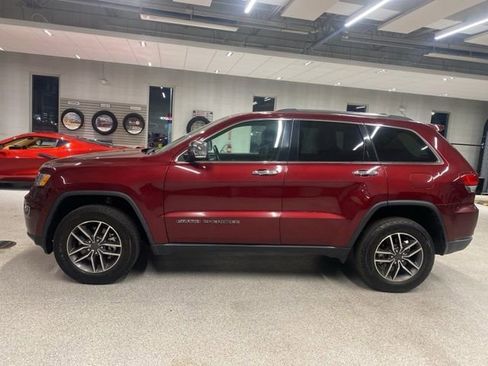 Used 2022 Jeep Grand Cherokee Limited image 12