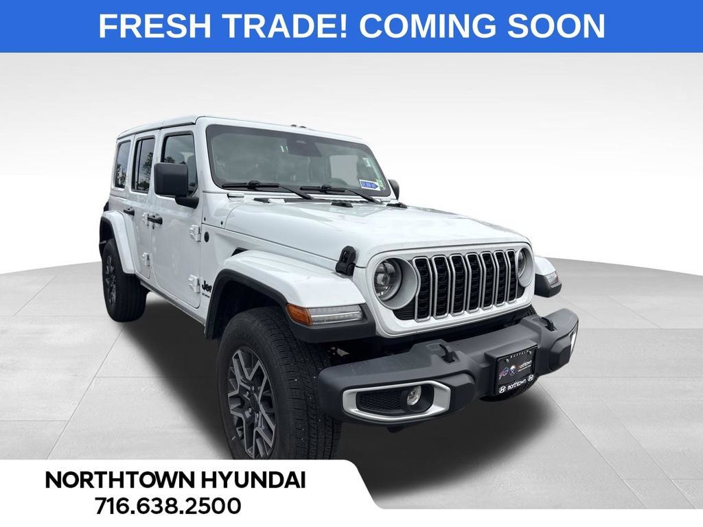 Used 2026 Jeep Wrangler Unlimited Sahara AWD/4WD image 3