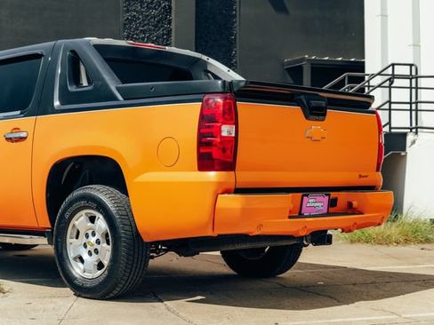 Used 2007 Chevrolet Avalanche LT RWD image 47