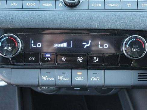 New 2025 Hyundai Elantra SEL image 22