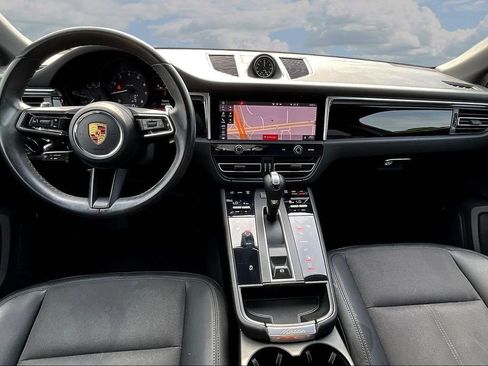 Used 2022 Porsche Macan AWD/4WD image 7