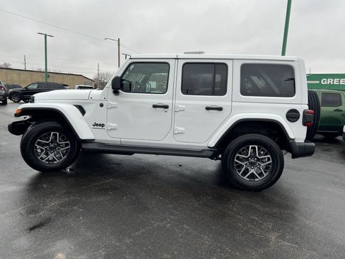 New 2026 Jeep Wrangler Sahara image 10
