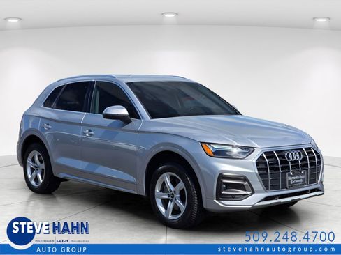 Used 2023 Audi Q5 2.0T Premium w/ Convenience Package AWD/4WD image 1