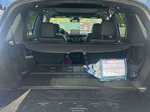 Used 2025 Honda Pilot TrailSport image 15