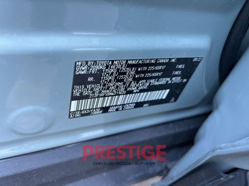 Used 2022 Toyota RAV4 XLE w/ Convenience Package AWD/4WD image 34