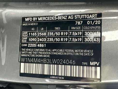 Used 2020 Mercedes-Benz GLB 250 4MATIC image 25