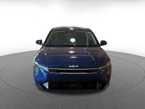 Used 2025 Kia K4 FWD image 4