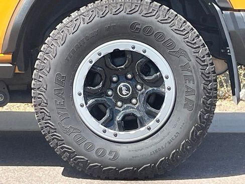 Used 2022 Ford Bronco Black Diamond w/ Sasquatch Package AWD/4WD image 15