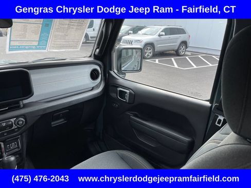 Certified 2025 Jeep Wrangler Unlimited Sport S 4xe AWD/4WD image 59