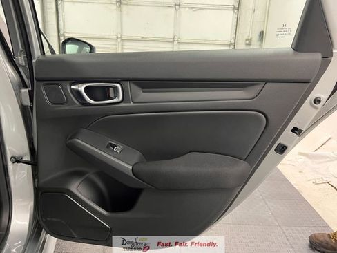 Used 2025 Honda Civic Sport image 37