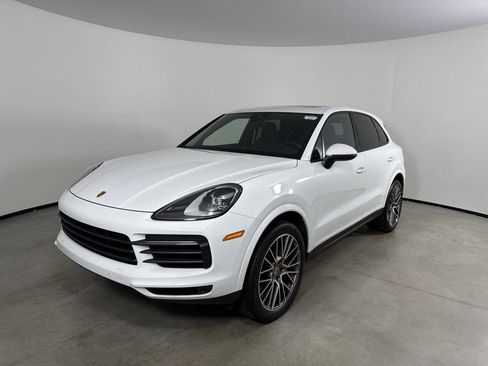 Certified 2023 Porsche Cayenne Platinum Edition AWD/4WD image 1