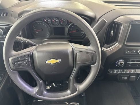 Used 2025 Chevrolet Silverado 1500 Custom image 30