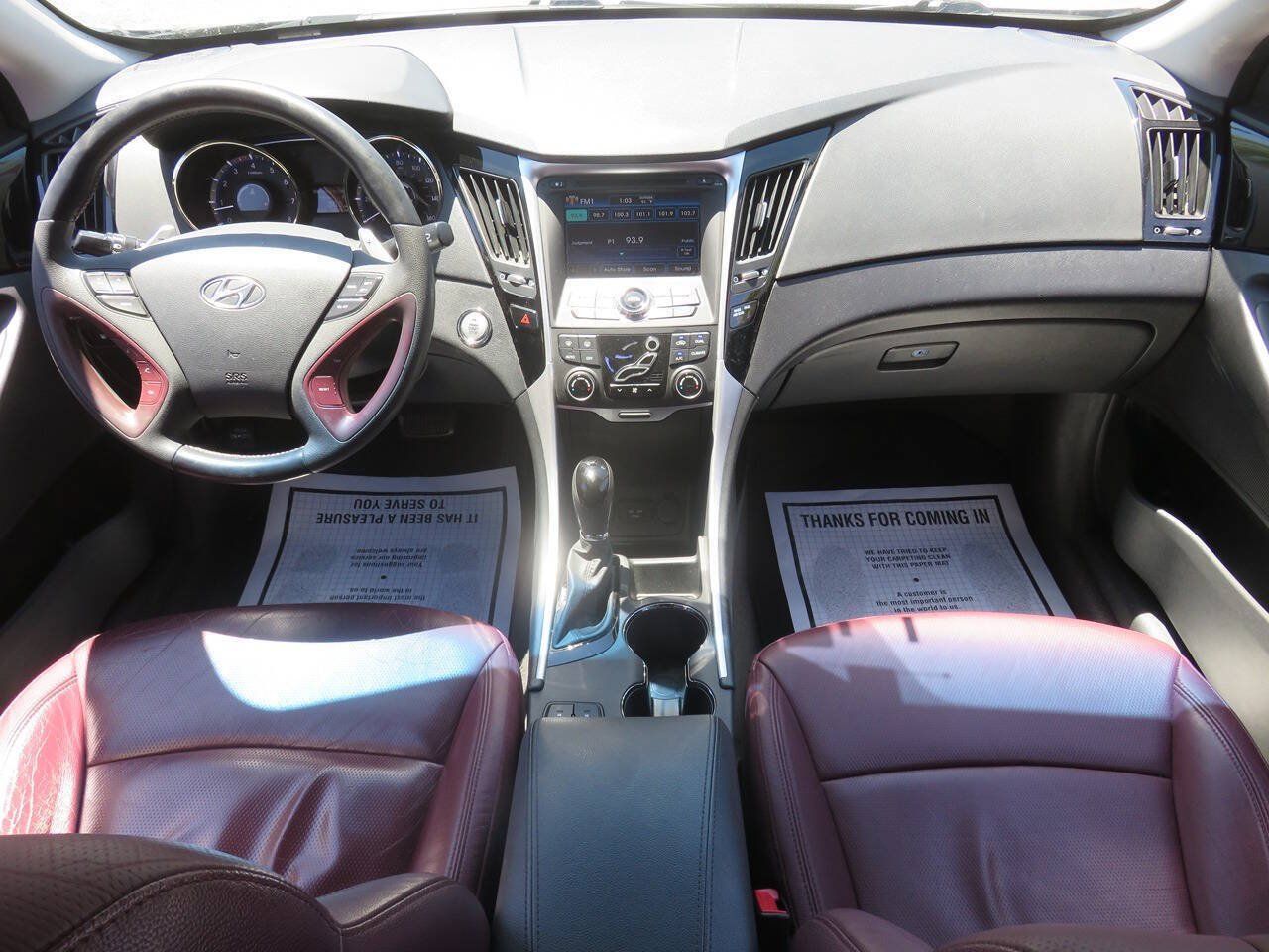 Used 2012 Hyundai Sonata Limited w/ Navigation Pkg FWD image 12