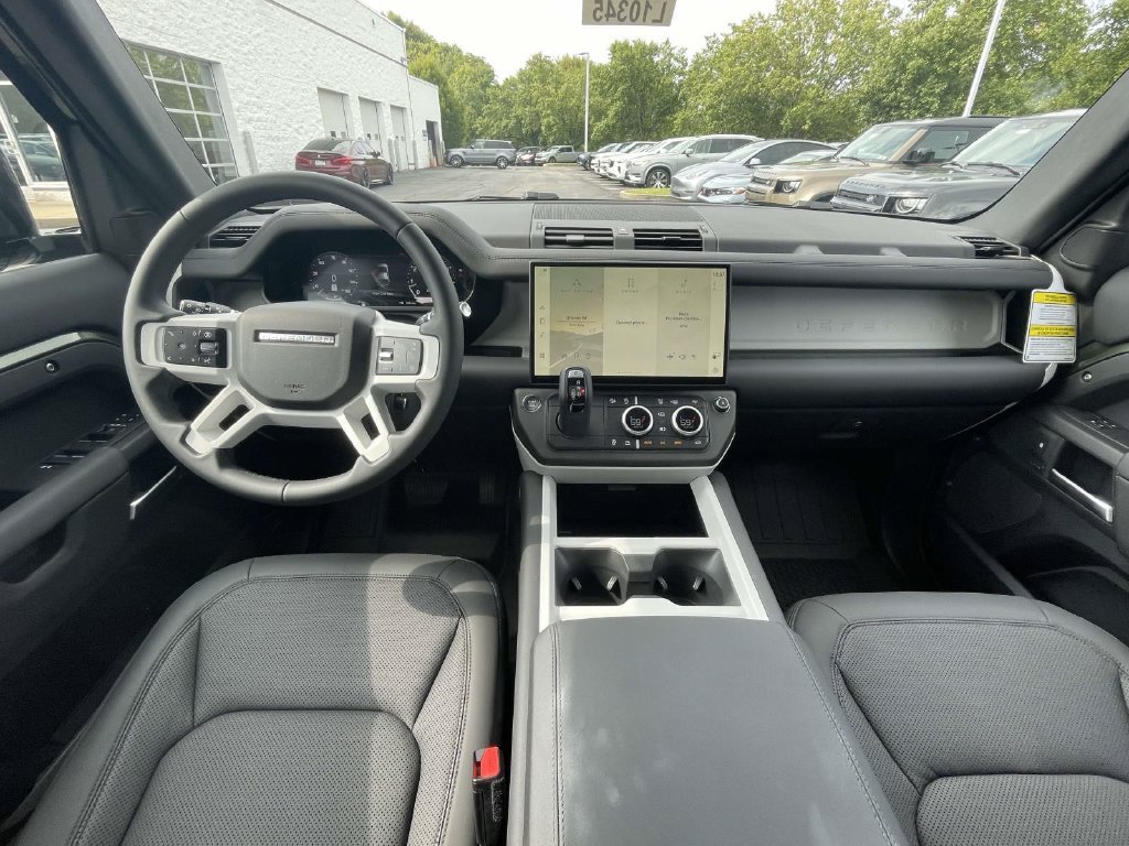 New 2026 Land Rover Defender 110 S AWD/4WD image 21