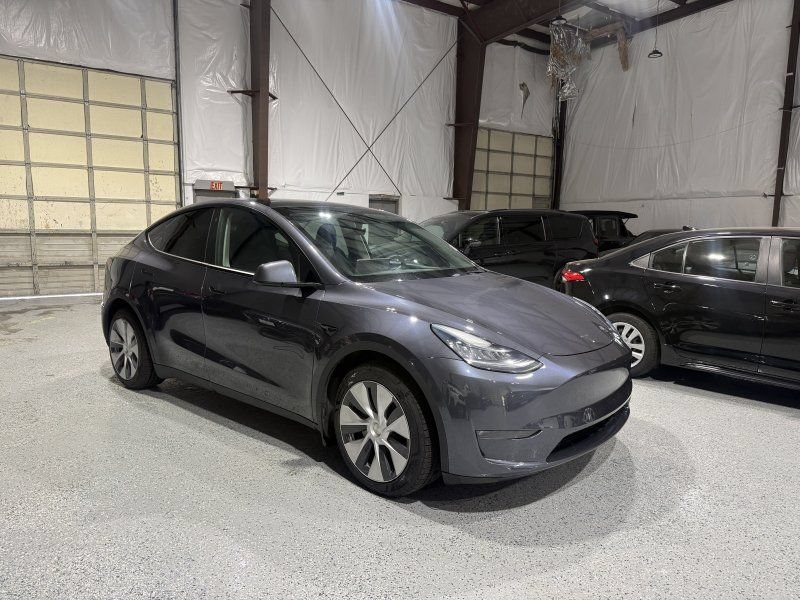 Used 2021 Tesla Model Y Long Range AWD/4WD image 2