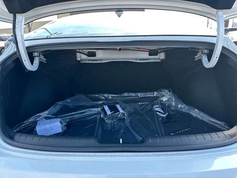 New 2026 Hyundai Elantra Blue image 27