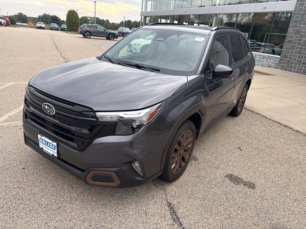 Used 2025 Subaru Forester Sport AWD/4WD image 5
