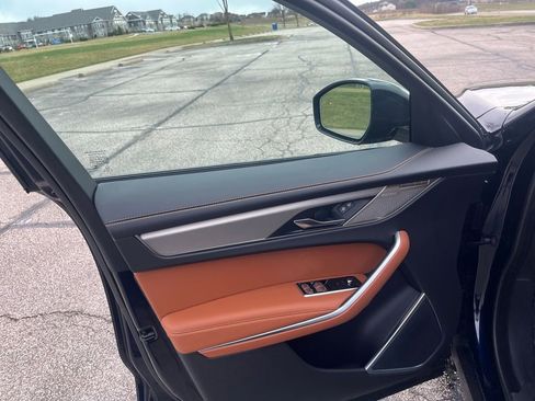 New 2026 Jaguar F-PACE R-Dynamic S image 10