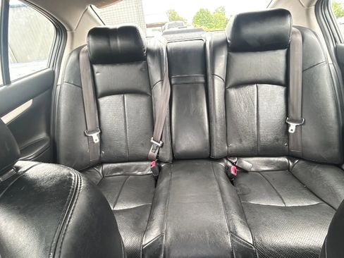 Used 2009 INFINITI G37 Journey RWD image 7