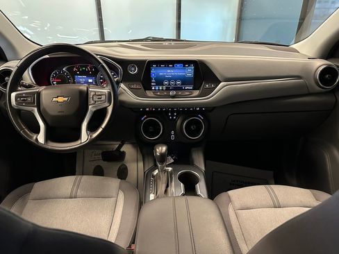 Used 2020 Chevrolet Blazer LT FWD image 9