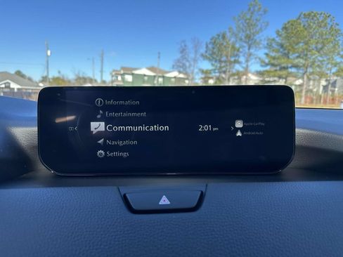 Used 2024 MAZDA CX-90 Plug-In Hybrid w/ Preferred AWD/4WD image 18