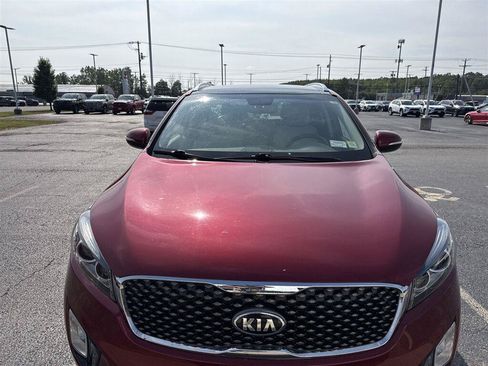 Used 2016 Kia Sorento SX AWD/4WD image 2