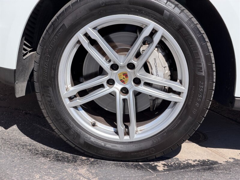Used 2018 Porsche Macan S AWD/4WD image 36
