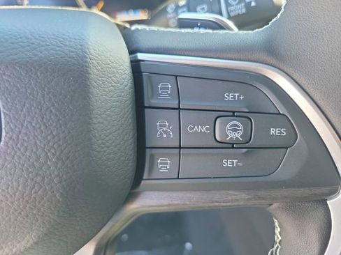 New 2026 Jeep Grand Cherokee Laredo image 23