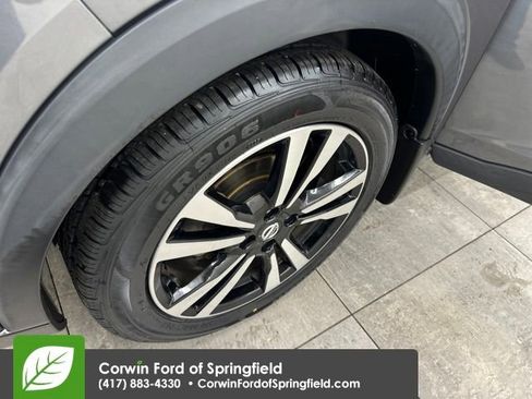 Used 2019 Nissan Kicks SV w/ Interior Electronics Package image 33