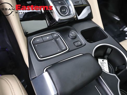 Used 2024 Acura MDX SH-AWD w/ Technology Package image 19