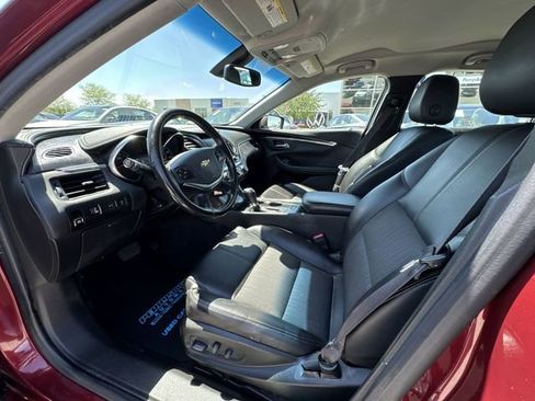 Used 2016 Chevrolet Impala LT w/ Convenience Package FWD image 10