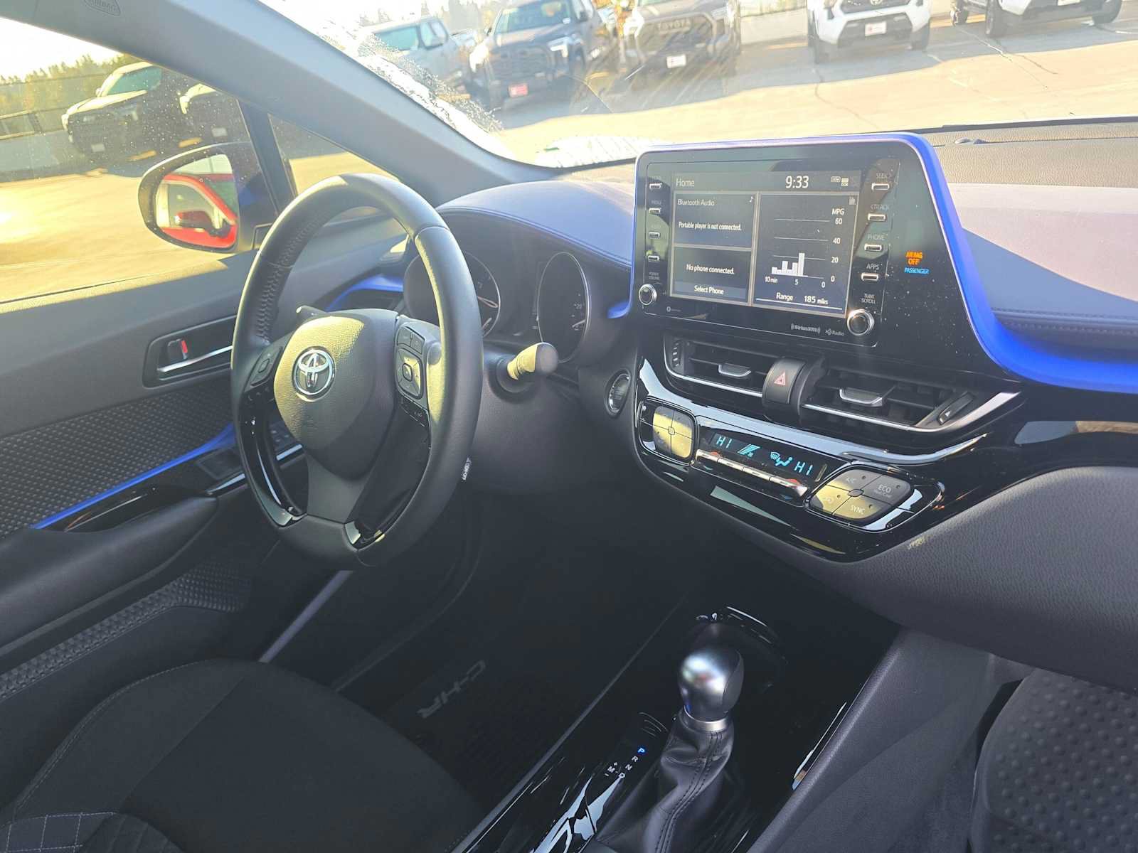 Used 2020 Toyota C-HR XLE FWD image 10