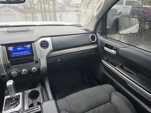 Used 2014 Toyota Tundra SR5 w/ TRD Off Road Package image 20