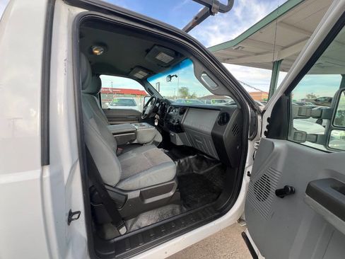 Used 2013 Ford F250 XL w/ XL Value Pkg RWD image 9