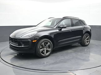 Certified 2025 Porsche Macan AWD/4WD video 1