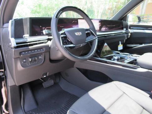 New 2026 Cadillac Escalade Sport w/ Touring Package AWD/4WD image 18