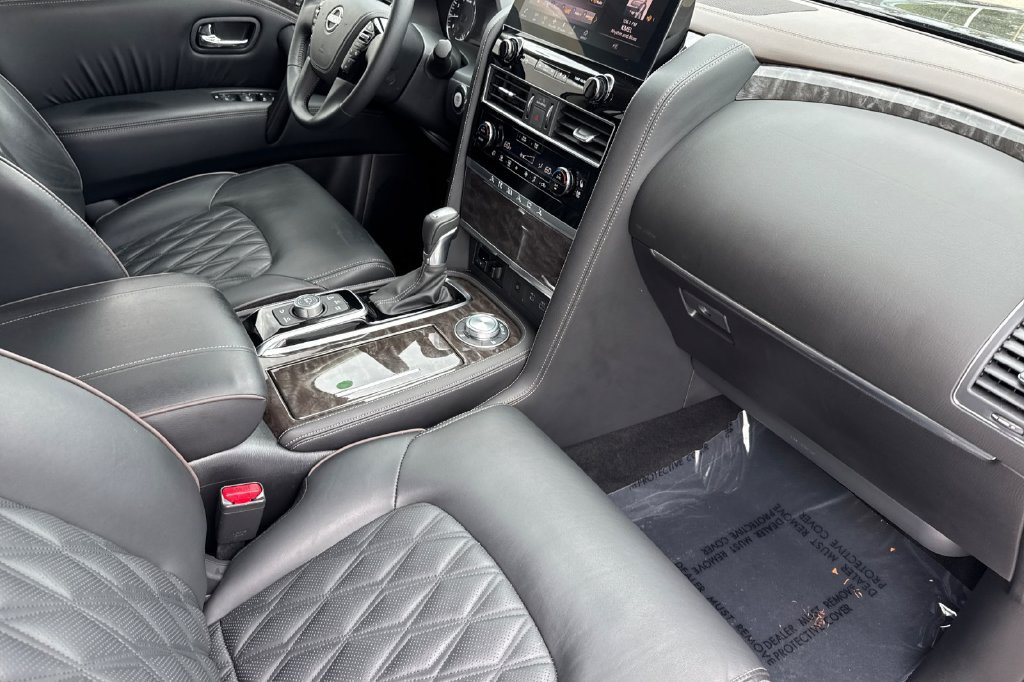 Used 2024 Nissan Armada Platinum w/ Captain's Chairs Package AWD/4WD image 14