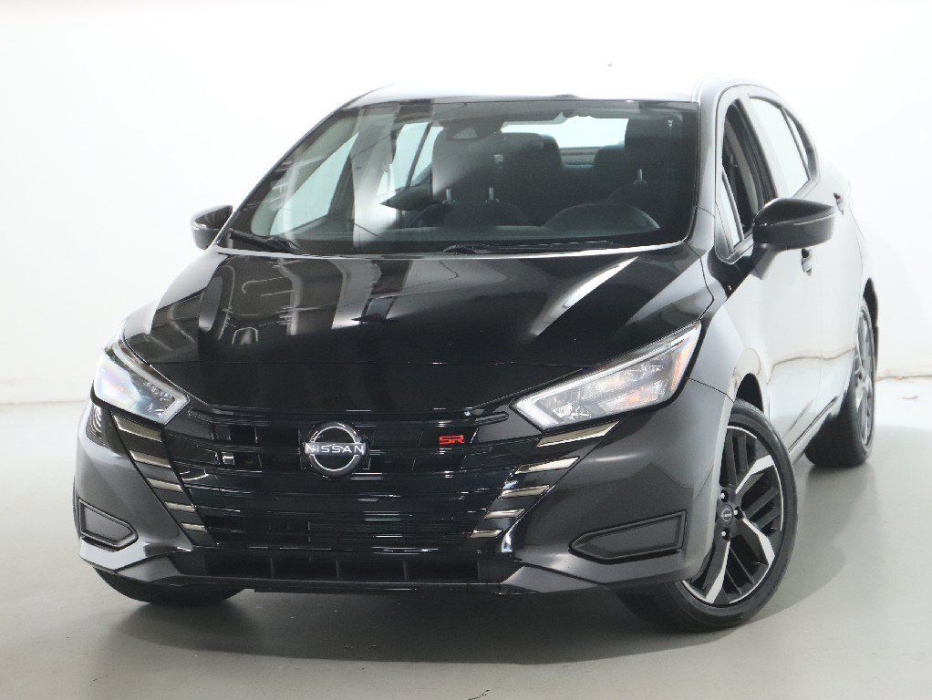 Certified 2024 Nissan Versa SR w/ Trunk Package FWD image 3